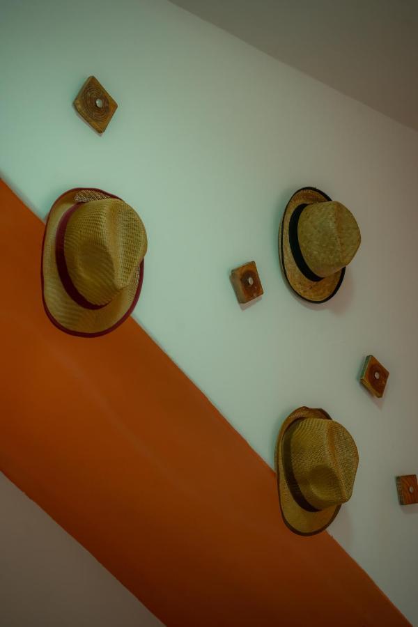 La Casa Del Sombrero *